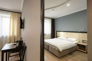 Гостиница Тройка Переславль-Залесский Стандартный двухместный номер с 1 кроватью-3